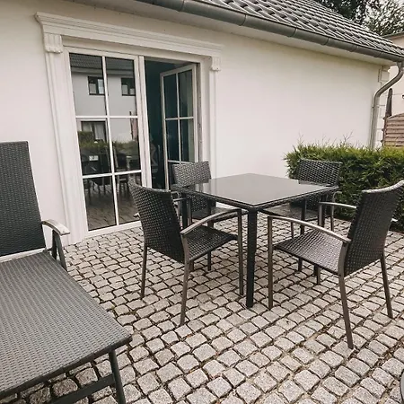 Kavaliershaus Henriettenhof Apartman *